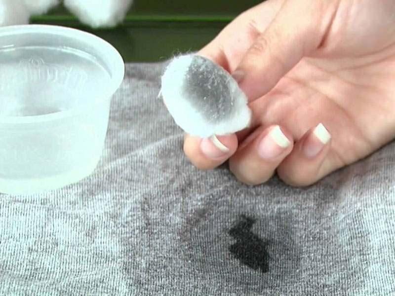 Çamaşır Suyu Lekesi