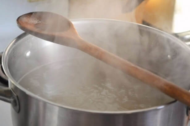 Tenceredeki Yemeğin Taşmasını Önlemek İçin Mutlaka Yapın!