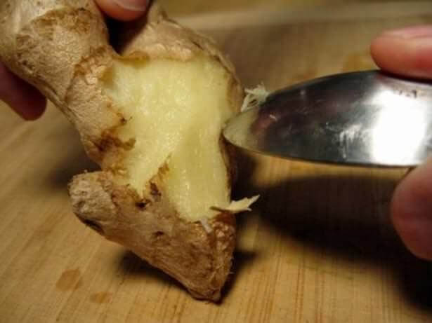 Zencefili Kolayca Soymak İçin Mutlaka Yapın!