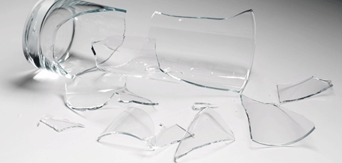 Kırılan Camlar Nasıl Toplanır Ve Temizlenir? Pratik Yöntemler