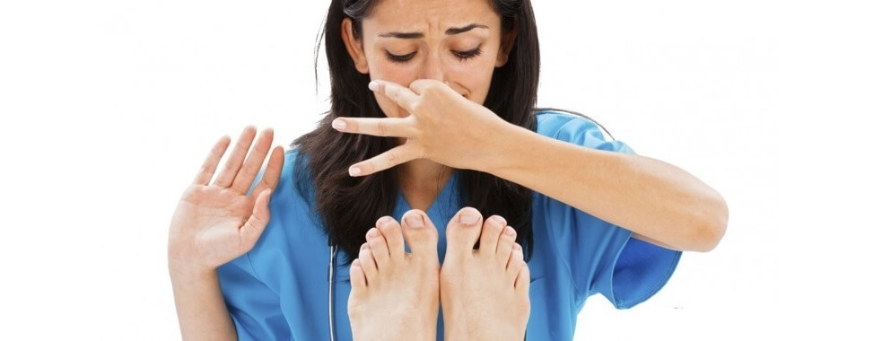 Ayak Kokusuna Karşı Bitkisel Çözümler Nelerdir? Ayak Kokusuna Karşı Bitkisel Çözümler Nelerdir?