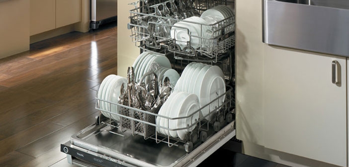 Bulaşık Yıkanırken Yapılmaması Gerekenler