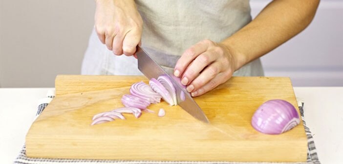 Soğan Soymanın Püf Noktaları Nelerdir? Soğan Soymanın Püf Noktaları Nelerdir?